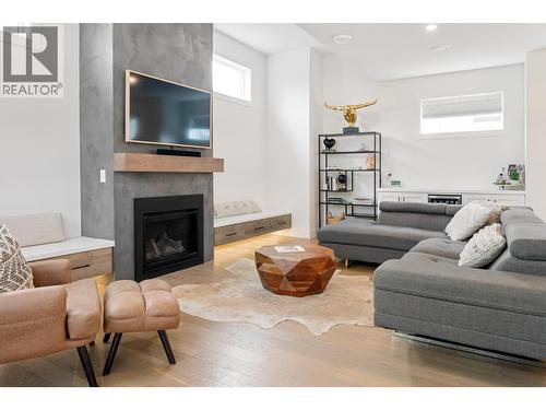 2481 Ethel Street  Kelowna, BC V1Y 3A4