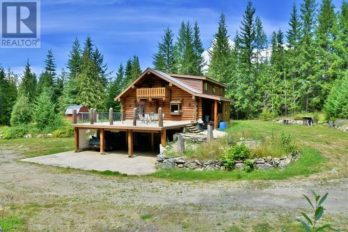 3740 Cameron Road, Eagle Bay, BC - Outdoor