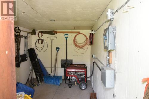 3740 Cameron Road, Eagle Bay, BC - Indoor Photo Showing Garage