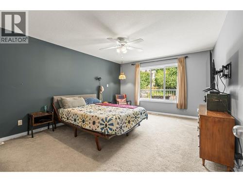 2907 Gyp Road, Falkland, BC - Indoor Photo Showing Bedroom