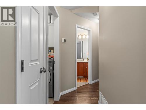 2907 Gyp Road, Falkland, BC - Indoor Photo Showing Other Room