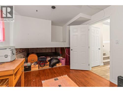 2907 Gyp Road, Falkland, BC - Indoor Photo Showing Other Room