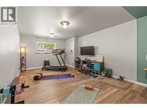 2907 Gyp Road, Falkland, BC - Indoor Photo Showing Gym Room