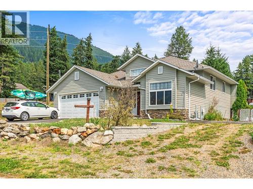 2907 Gyp Road, Falkland, BC - Outdoor