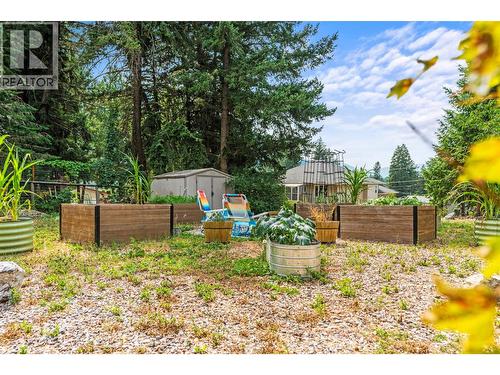 2907 Gyp Road, Falkland, BC - Outdoor