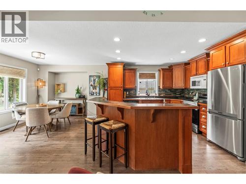 2907 Gyp Road, Falkland, BC - Indoor Photo Showing Kitchen