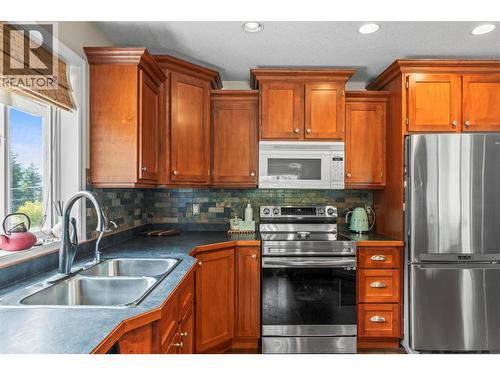 2907 Gyp Road, Falkland, BC - Indoor Photo Showing Kitchen With Double Sink