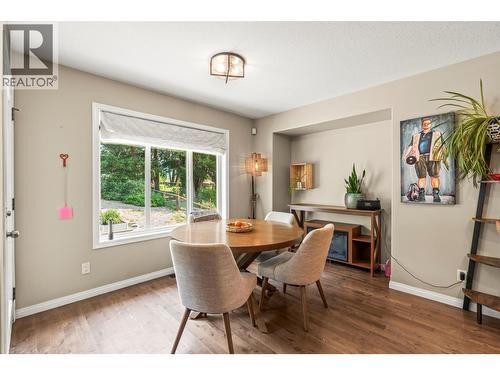 2907 Gyp Road, Falkland, BC - Indoor Photo Showing Dining Room