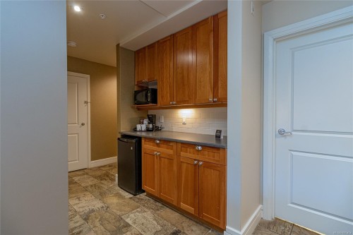 218-220 B-1376 Lynburne Pl, Langford, BC - Indoor