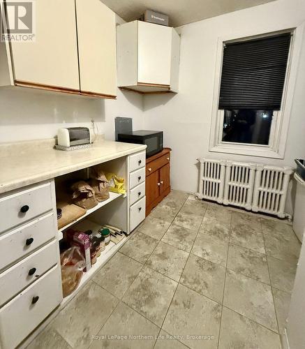 230 Third Avenue W, North Bay (Central), ON - Indoor