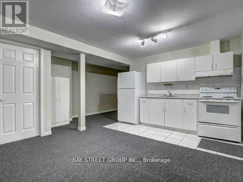 Bsmt - 1720 Village View Place, Mississauga, ON - Indoor Photo Showing Kitchen
