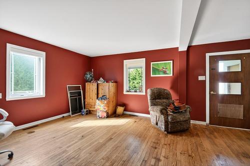 Living room - 3 Rue Girard, Saint-André-D'Argenteuil, QC - Indoor