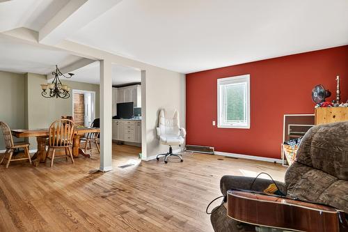 Living room - 3 Rue Girard, Saint-André-D'Argenteuil, QC - Indoor