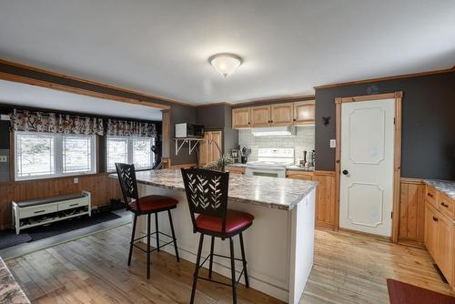 Kitchen - 3 Rue Girard, Saint-André-D'Argenteuil, QC - Indoor Photo Showing Kitchen