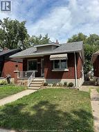 1714 GLADSTONE AVENUE  Windsor, ON N9A 4X7