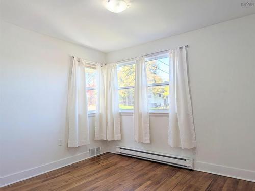 28 Piers Avenue, Halifax, NS 