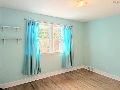 28 Piers Avenue, Halifax, NS 