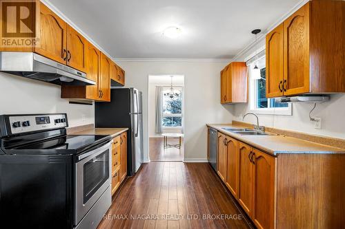 57 Lorne Street, St. Catharines (E. Chester), ON - Indoor Photo Showing Kitchen With Double Sink