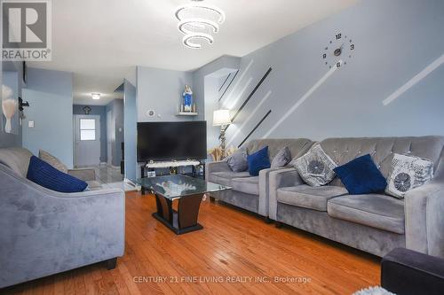 34 - 2700 Battleford Road, Mississauga, ON - Indoor Photo Showing Living Room