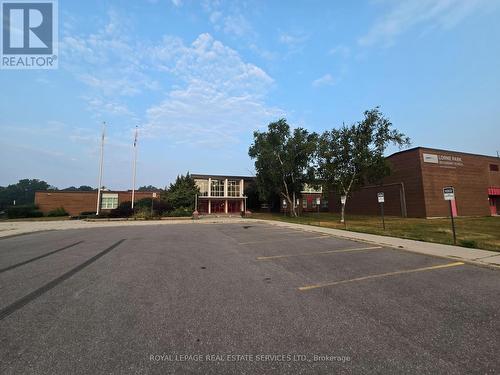 1050 Lorne Park Road, Mississauga, ON - Outdoor