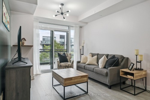 C305-301 Sea Ray Avenue  Innisfil, ON L9S 0L8