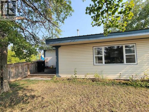 10855 102 Street, Taylor, BC - Outdoor