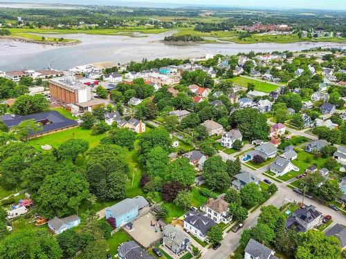 14 Ryerson Court, Yarmouth, NS 