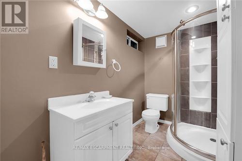 9 Gavin Drive, St. Catharines, ON - Indoor Photo Showing Bathroom