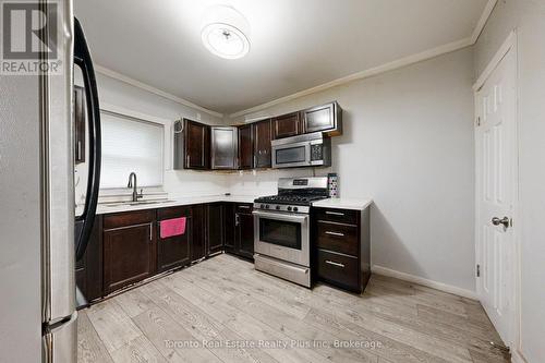 280 Cannon Street E, Hamilton, ON - Indoor Photo Showing Kitchen
