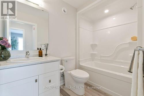 169 Styles Drive, St. Thomas, ON - Indoor Photo Showing Bathroom