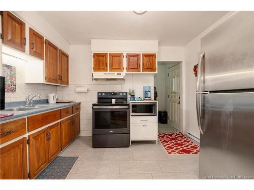 60 Elm St, Moncton, NB 