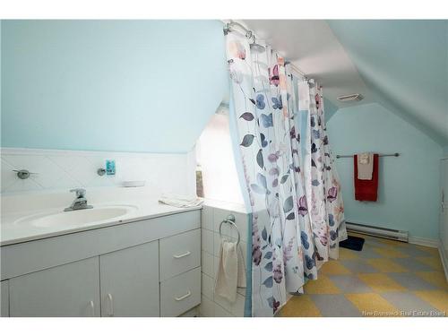 60 Elm St, Moncton, NB 