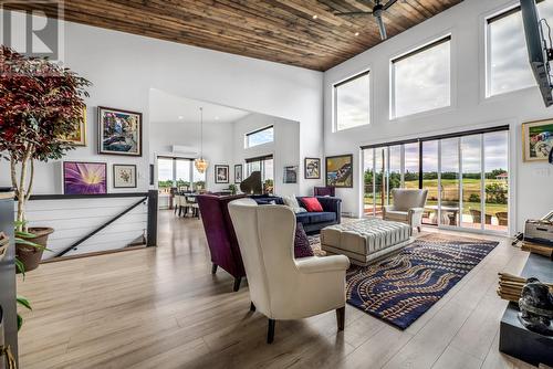 46 Middle Ledge Drive, Logy Bay, NL - Indoor Photo Showing Living Room