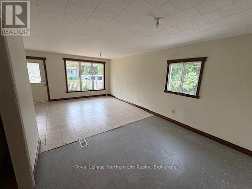 24-26 Spruce Drive, Temagami, ON - Indoor Photo Showing Other Room