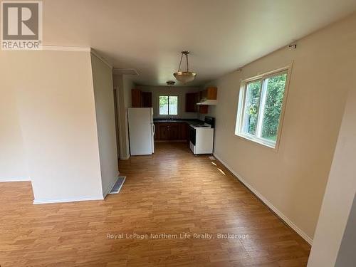 24-26 Spruce Drive, Temagami, ON - Indoor