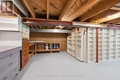 1370 Roylen Road, Oakville, ON - Indoor