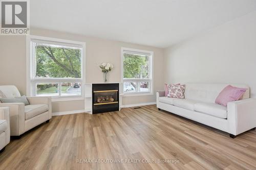 1370 Roylen Road, Oakville, ON - Indoor Photo Showing Living Room With Fireplace