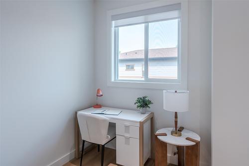 107-770 Argyle Street, Penticton, BC - Indoor