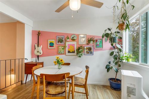 21-1985 Burtch Road, Kelowna, BC - Indoor Photo Showing Dining Room