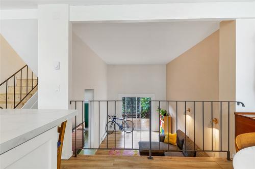 21-1985 Burtch Road, Kelowna, BC - Indoor Photo Showing Other Room