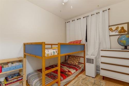 21-1985 Burtch Road, Kelowna, BC - Indoor