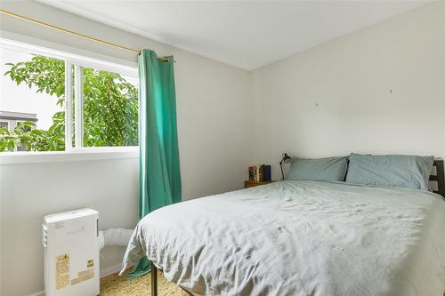 21-1985 Burtch Road, Kelowna, BC - Indoor Photo Showing Bedroom