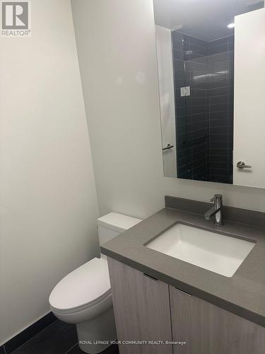 225 - 8868 Yonge Street, Richmond Hill, ON - Indoor Photo Showing Bathroom