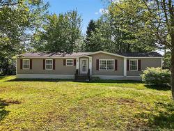 7 Cedargrove  Moncton, NB E1H 2T8