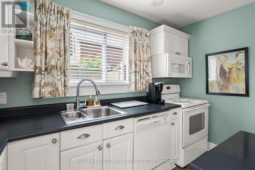 185 Chapel Street, Cobourg, ON - Indoor Photo Showing Kitchen With Double Sink