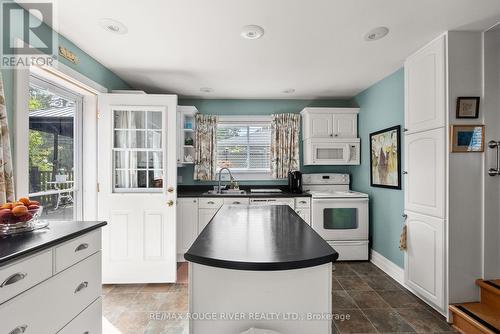 185 Chapel Street, Cobourg, ON - Indoor Photo Showing Kitchen