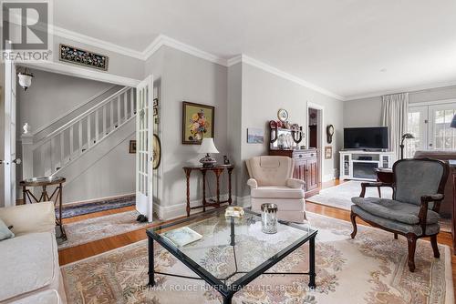 185 Chapel Street, Cobourg, ON - Indoor Photo Showing Living Room