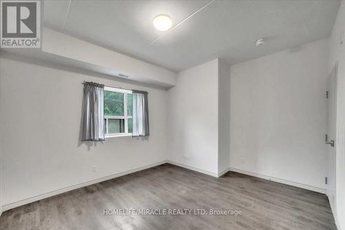 205 - 269 Sunview Street, Waterloo, ON - Indoor Photo Showing Other Room