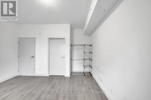 205 - 269 Sunview Street, Waterloo, ON - Indoor Photo Showing Other Room