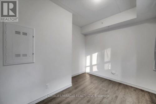 205 - 269 Sunview Street, Waterloo, ON - Indoor Photo Showing Other Room